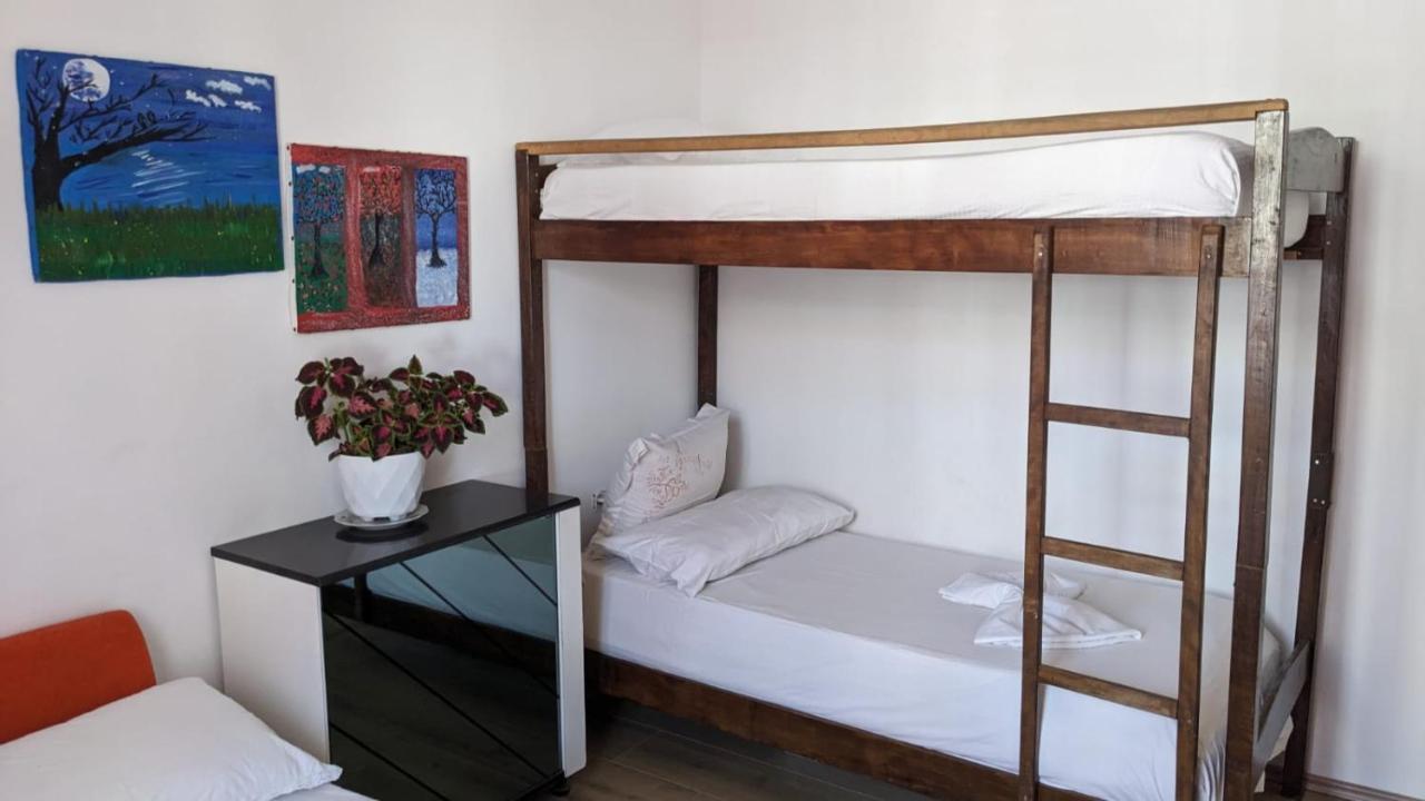 David Guesthouse Shkodër Extérieur photo