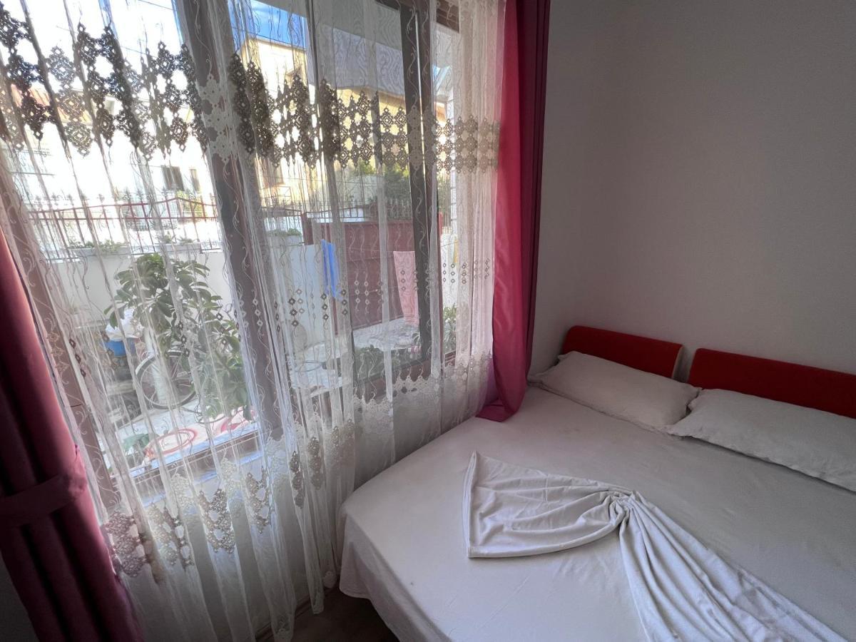 David Guesthouse Shkodër Extérieur photo